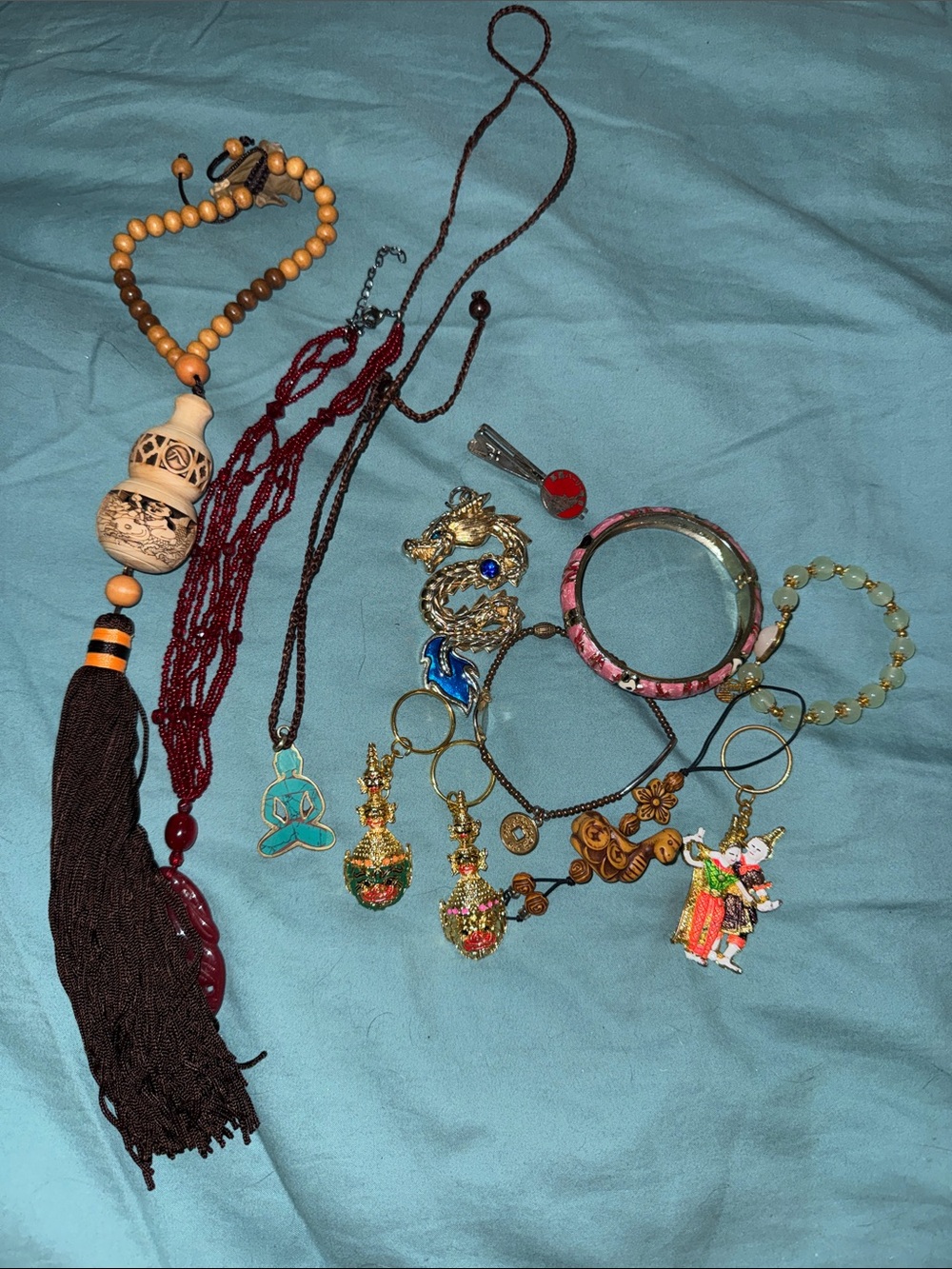 Assorted Women’s Multicolor asian Pendant Necklace and Bracelet Set